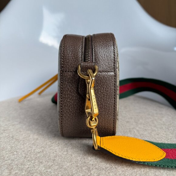 Gucci Neo Vintage GG Supreme Messenger Bag - Picture 3 of 16